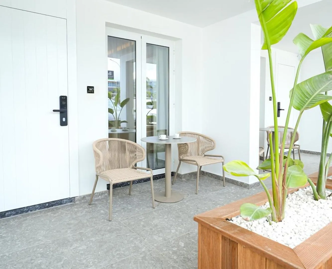 Blue Harbour Boutique Apartments Ayia Napa 3*,