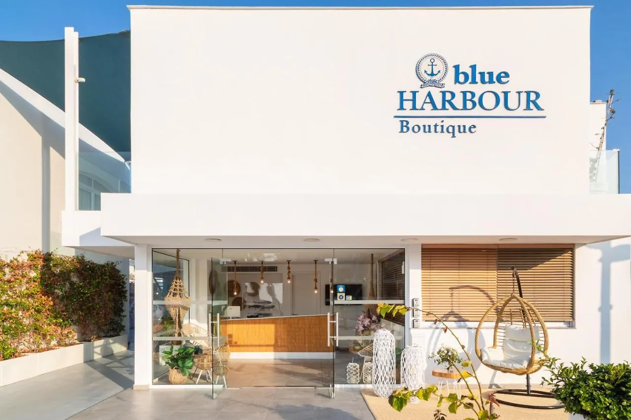 Blue Harbour Boutique Aparthotel Agia Napa 3*,  Chipre