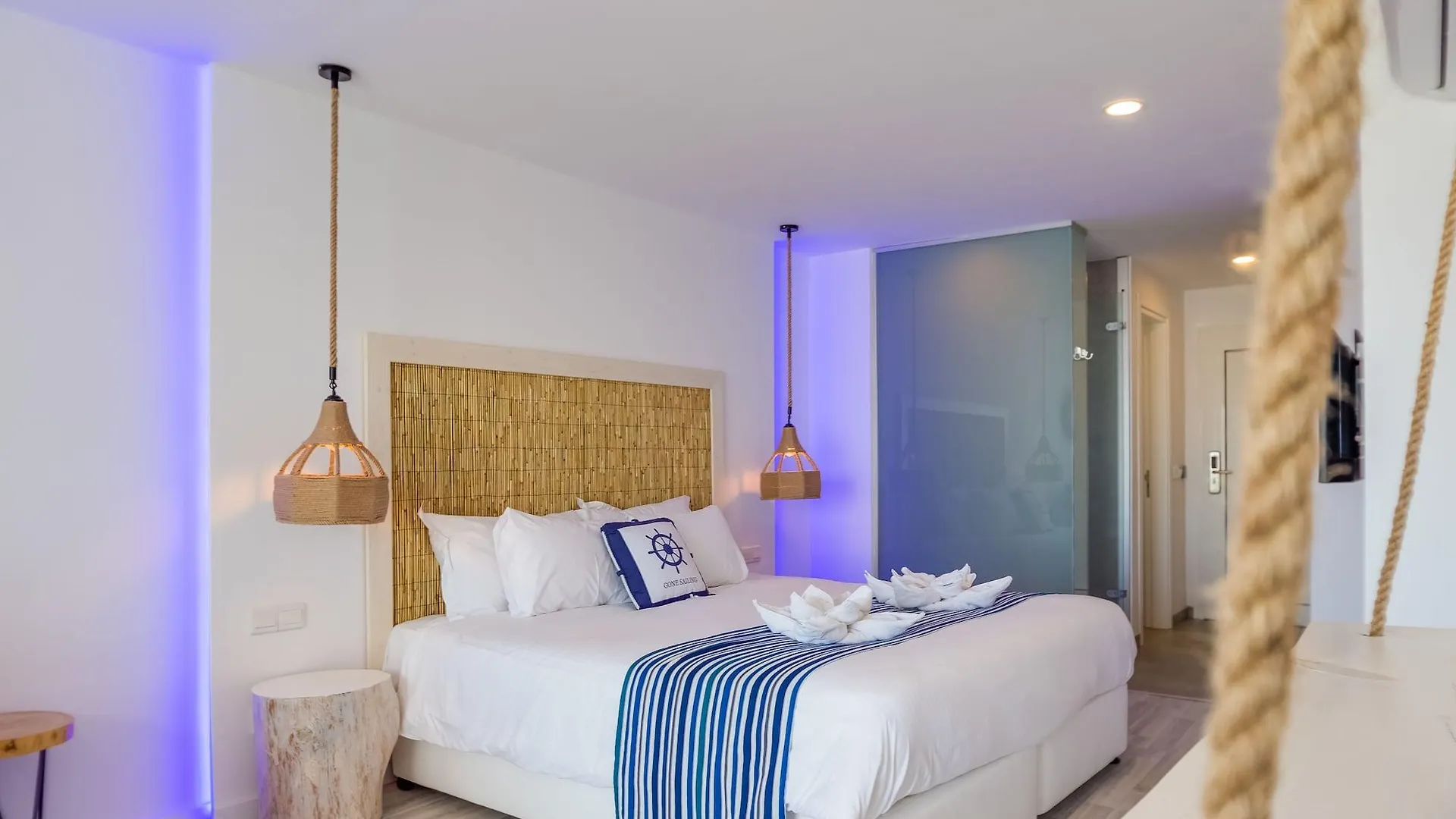 Blue Harbour Boutique Aparthotel Agia Napa