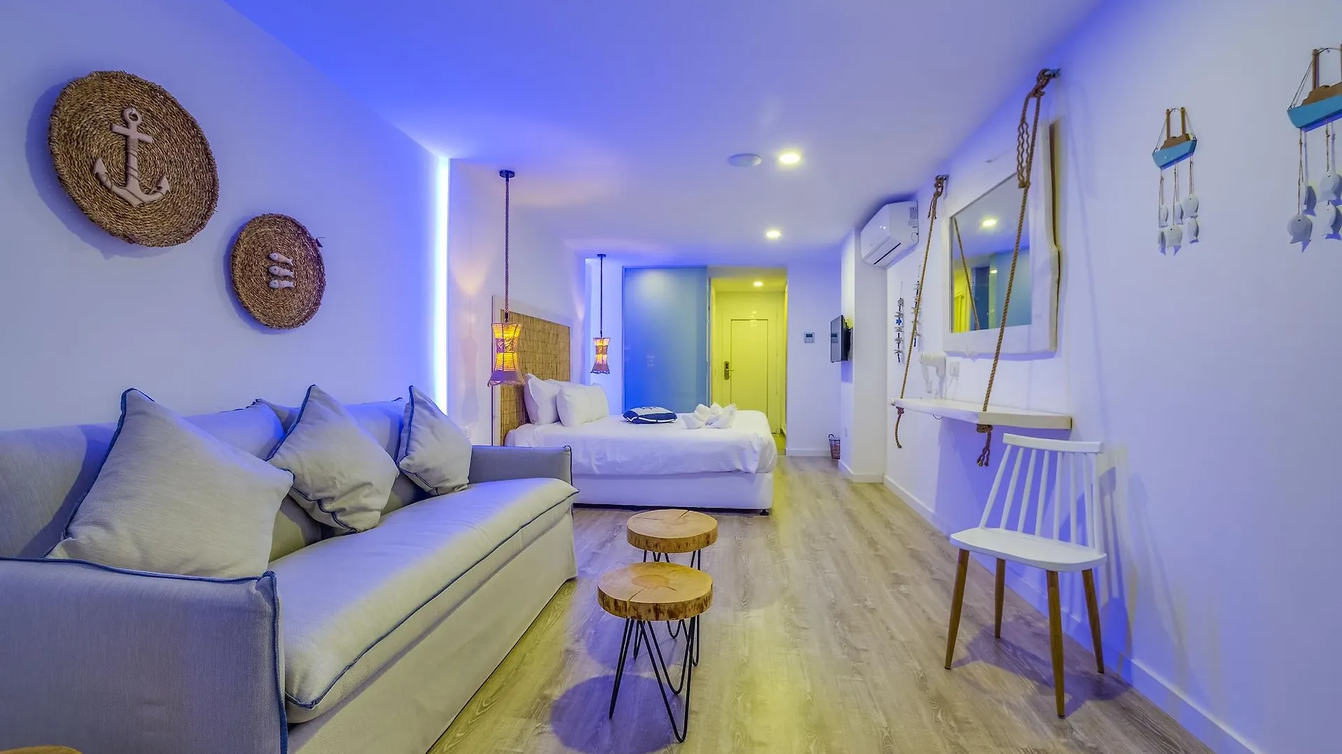 Blue Harbour Boutique Aparthotel Agia Napa