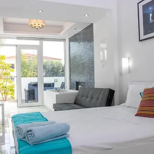 Nissi 49 Apartament