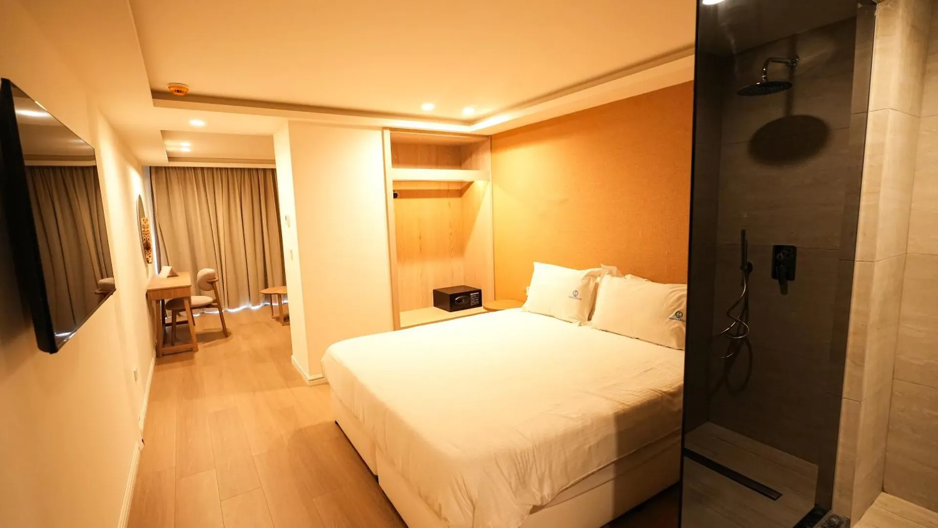 Blue Harbour Boutique Aparthotel Ayia Napa