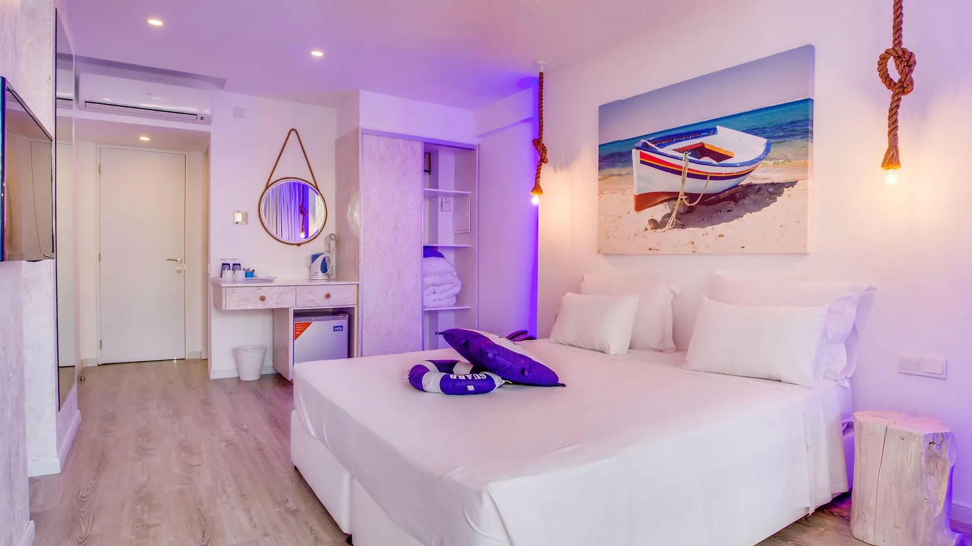 Blue Harbour Boutique Apartments Ayia Napa